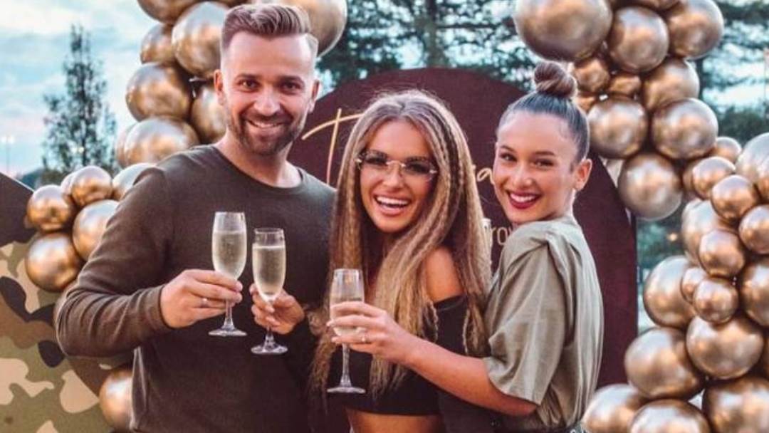 Teodora Džehverović, Savo Džehverović i Adriana Kadar slave