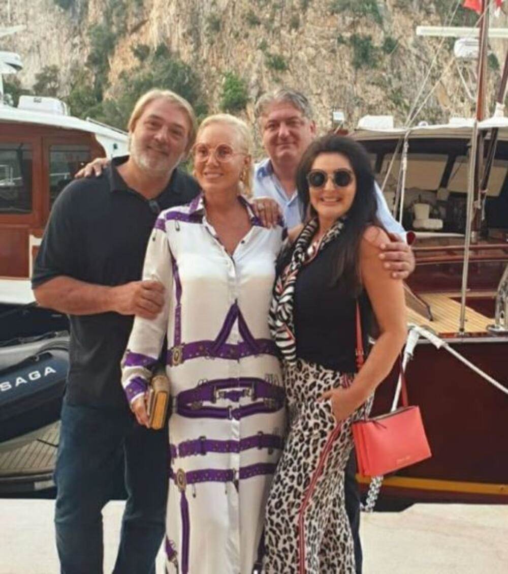 Boba Živojinović, Lepa Brena, Toni Bijelić i Dragana Mirković