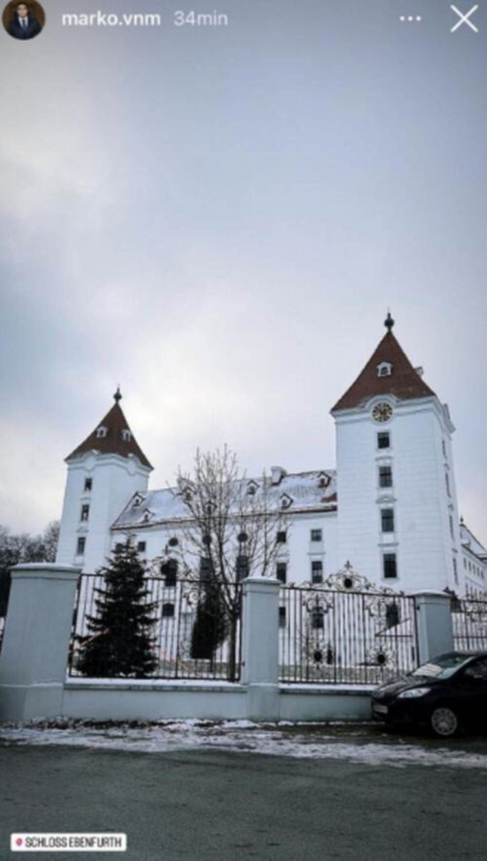 Okićeni dvorac Dragane Mirković povodom blagdana