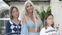 Jelena Karleuša s kćerima