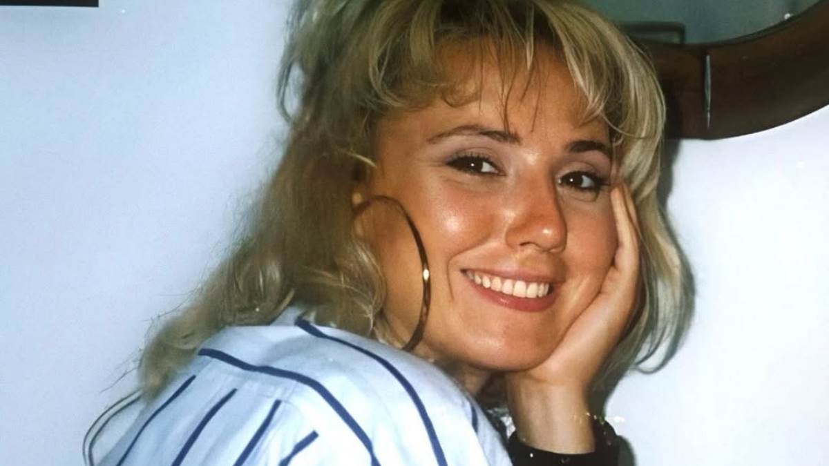 Lepa Brena