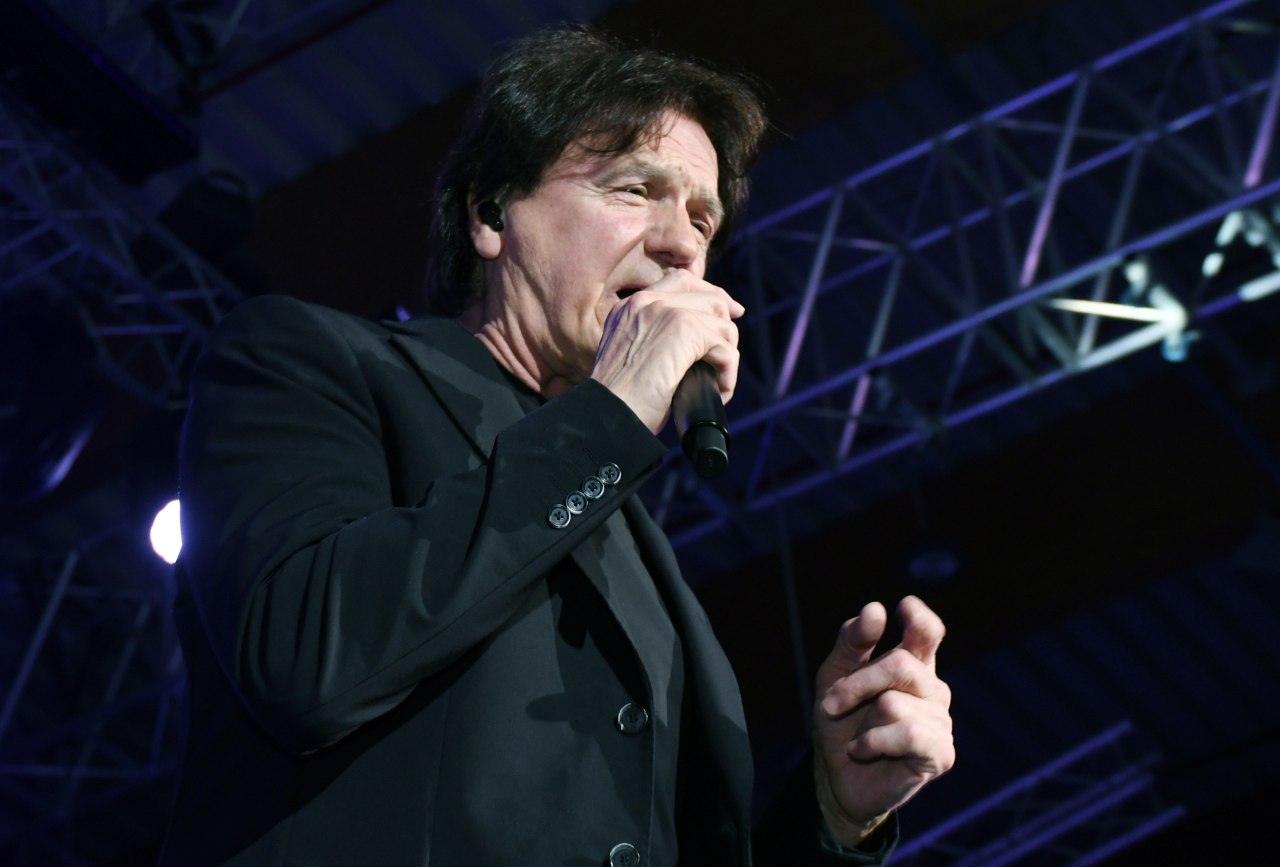 Zdravko Čolić