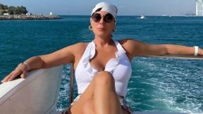 Lepa Brena
