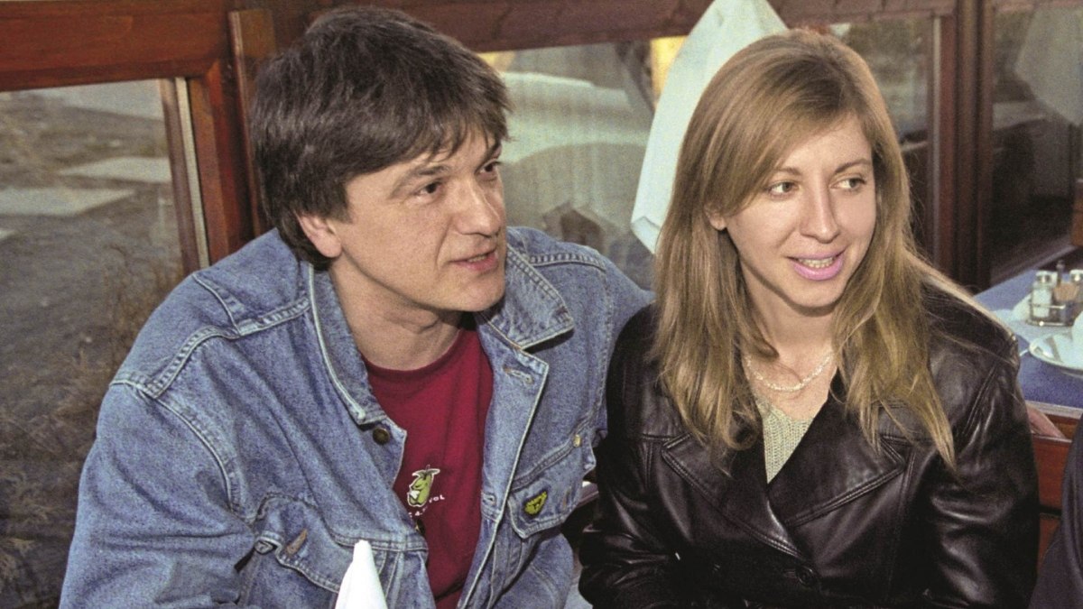 Zdravko Čolić i supruga.jpg