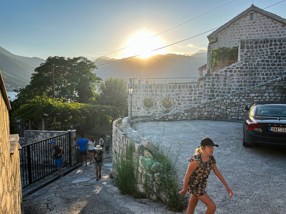 Vila Gorana Bregovića u Perastu