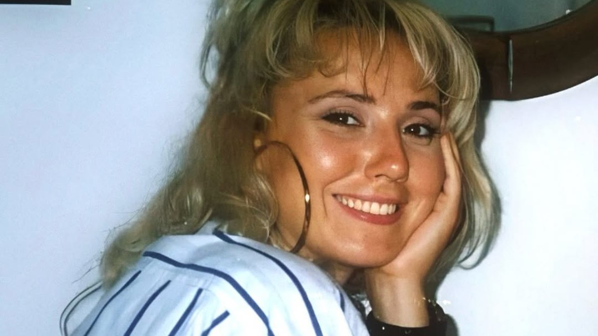 Lepa Brena
