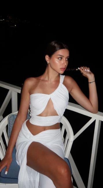 Lara Čolić.jpg