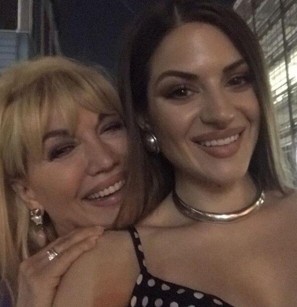 Suzana Mančić i Teodora Kunić.jpg