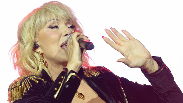 Lepa Brena