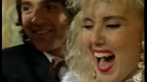 Lepa Brena i Slobodan Boba Živojinović (1).jpg