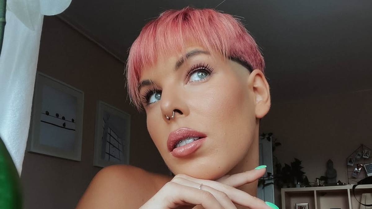 Maida Ribić uhvaćena u Zagrebu s Ivom Runjanin | Scena