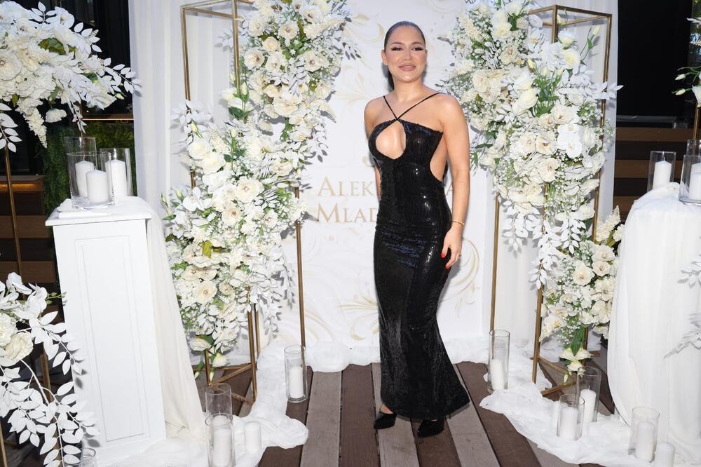 Aleksandra Mladenović