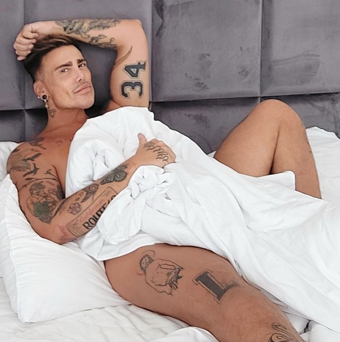 Neven Ciganović u krevetu