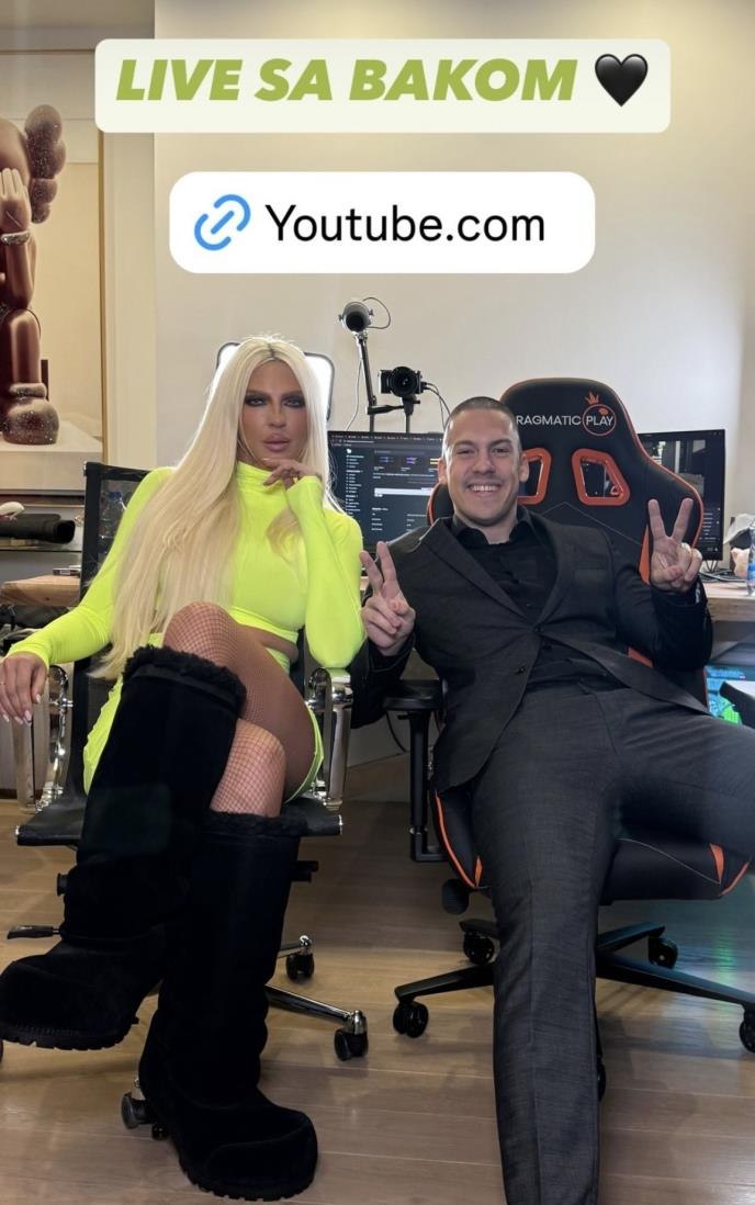 Jelena Karleuša i Baka Prase.jpg