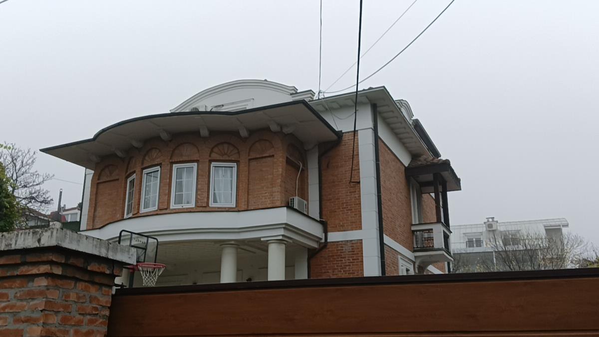 Bivša vila Gorana Bregovića u Zagrebu