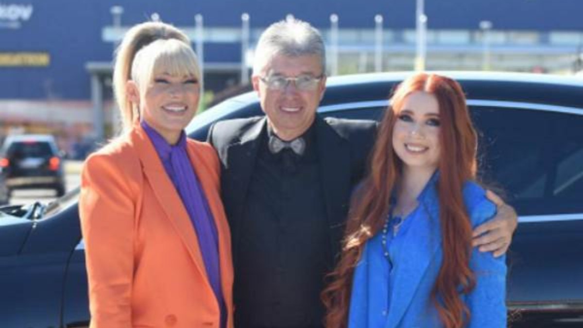 Suzana Jovanović i Saša Popović i Aleksandra Popović