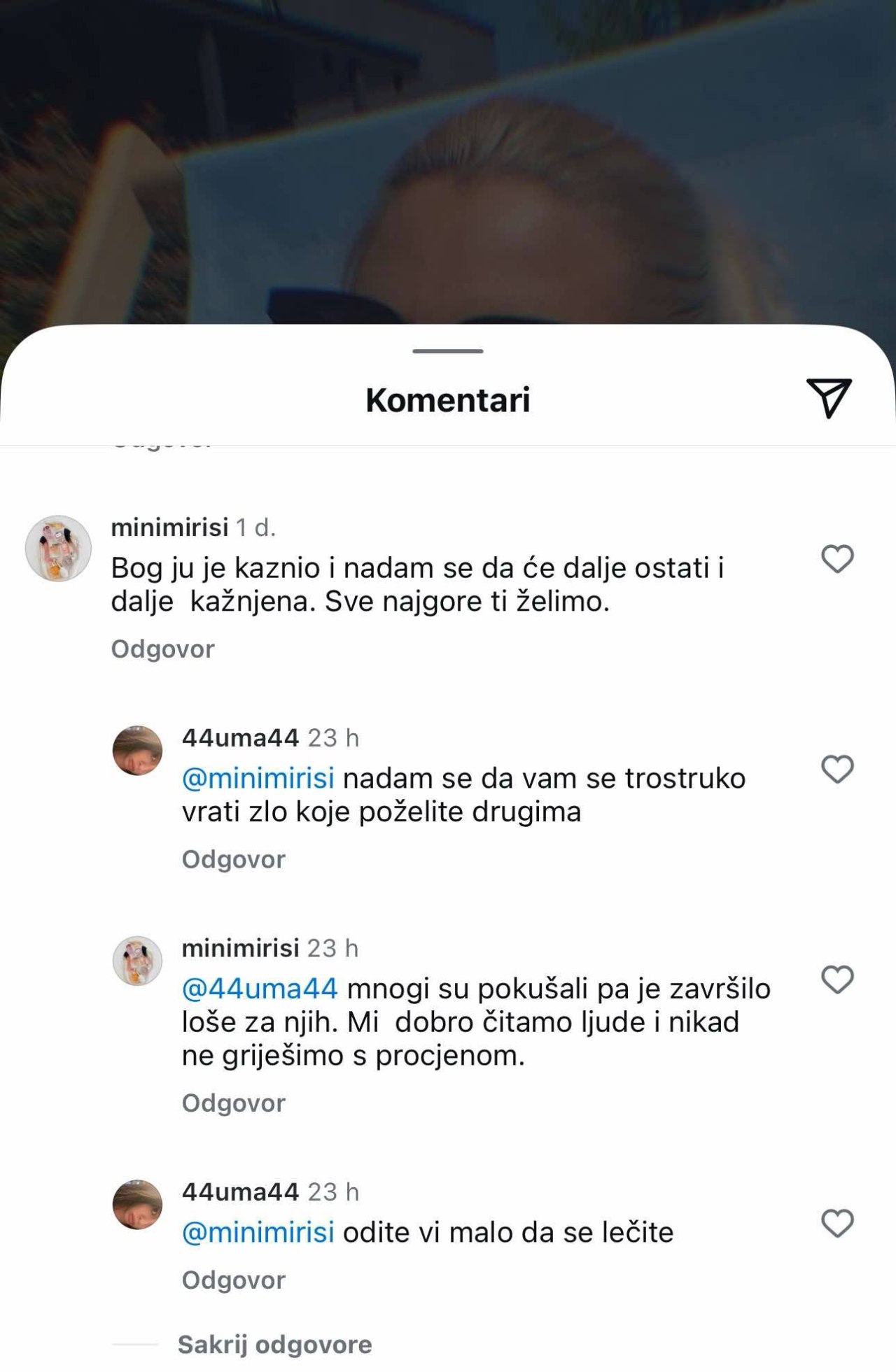 Hejt komentar na profilu Kristine Santini