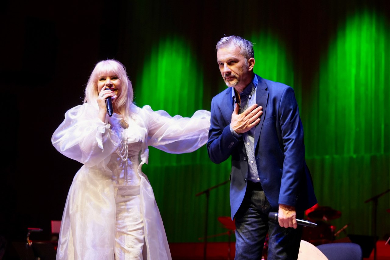 Hanka Paldum i Al Dino