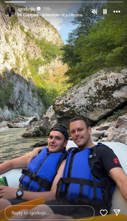 Igor Kojić s prijateljem.jpg