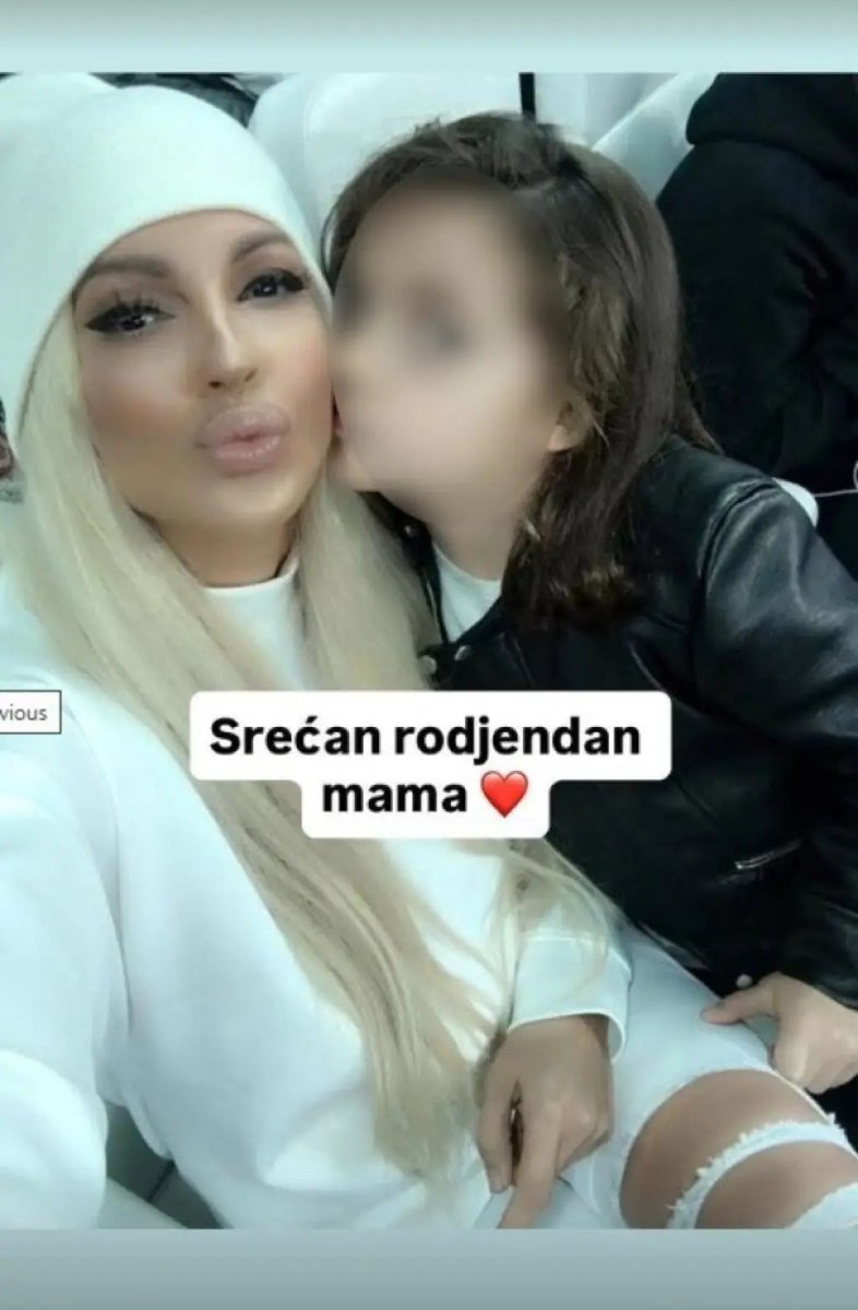 Jelena Karleuša i Nika.jpg