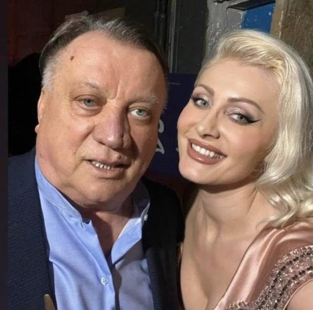 Halid Bešlić i Slađana Mandić.jpg