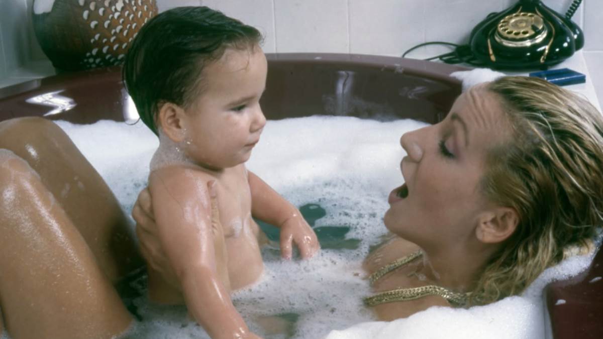 Nikolija Jovanović i Vesna Zmijanac