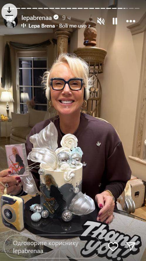 Lepa Brena.jpg
