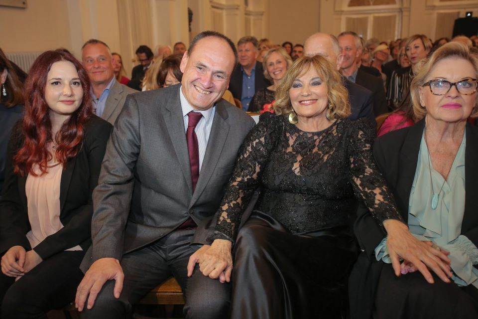 Tereza Kesovija i Alan Ungar.jpg