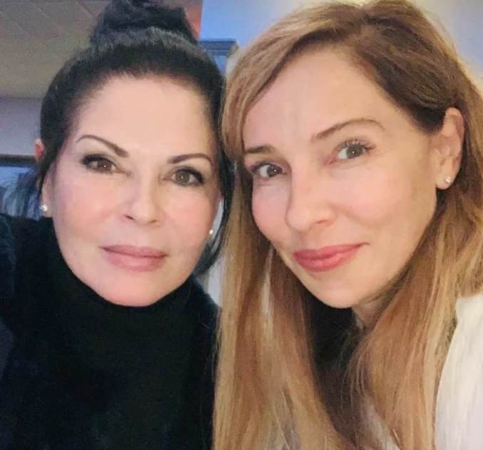 Mirjana i Diana Antonović.jpg