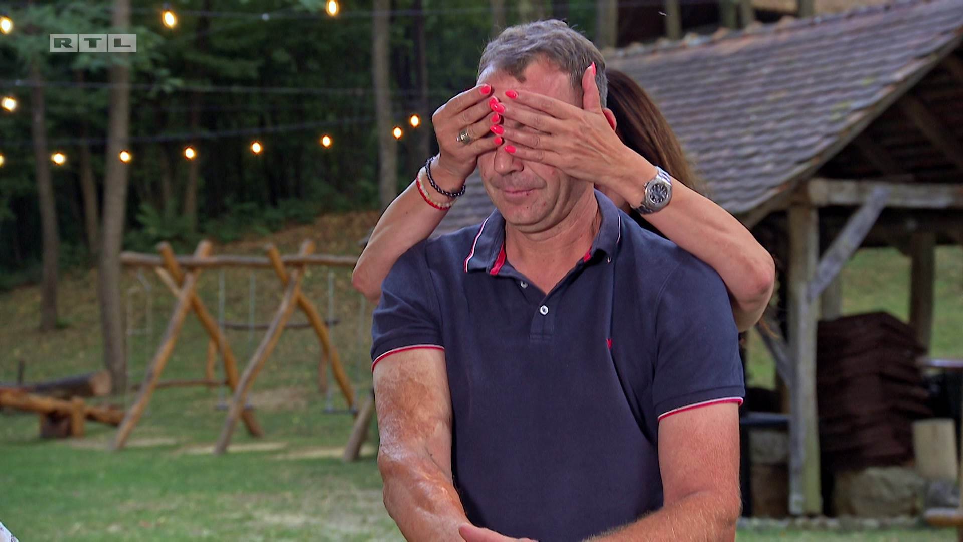 Robert iznenadenje.jpg