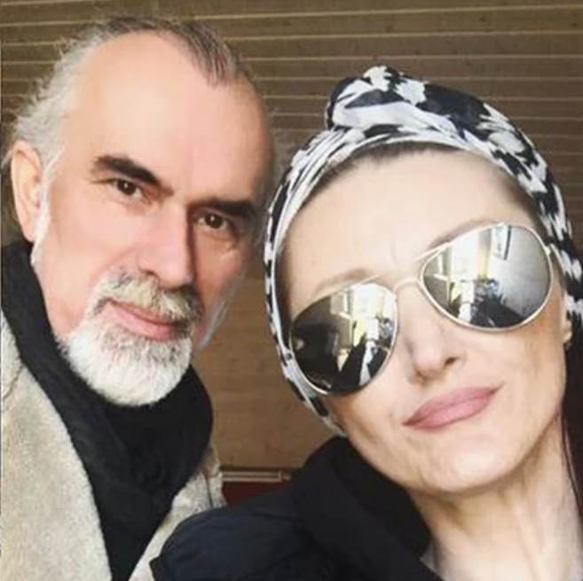 Donna Ares sa suprugom.jpg