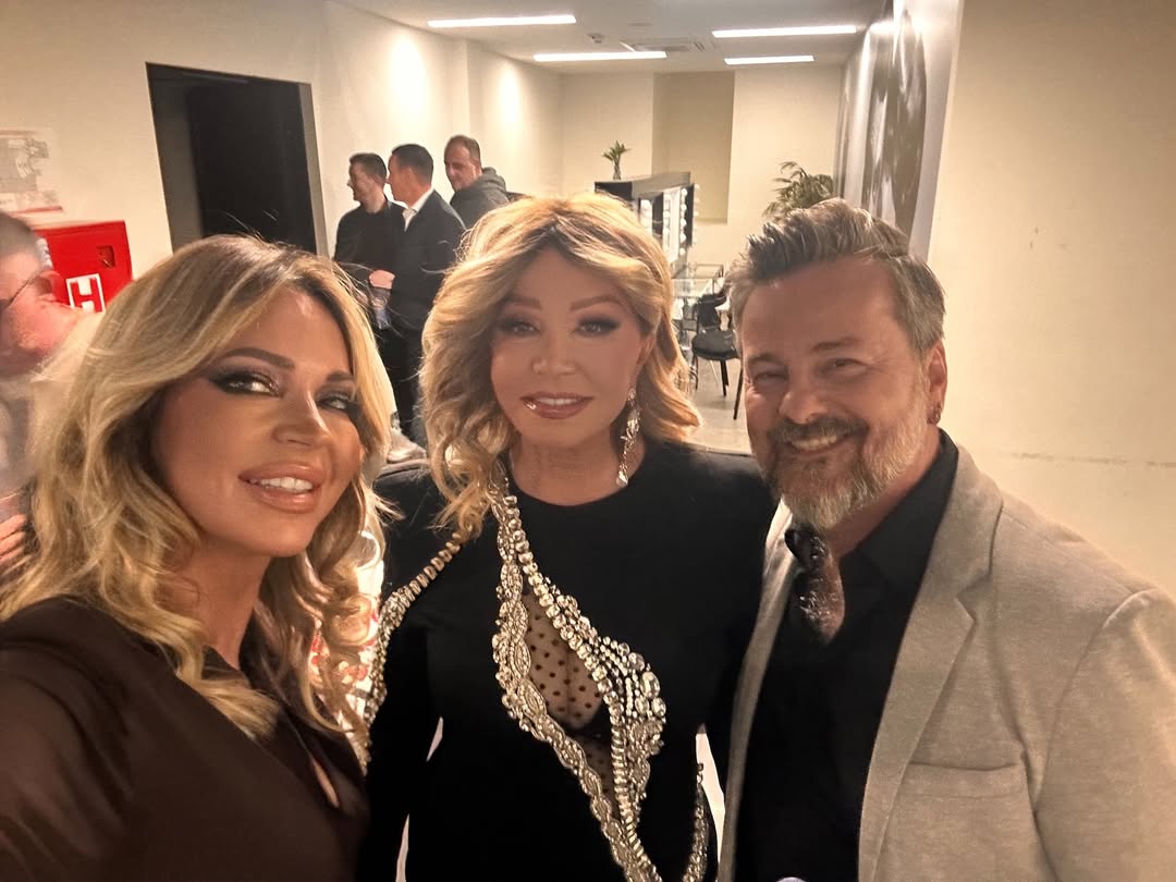 Neda Ukraden s kćeri i zetom