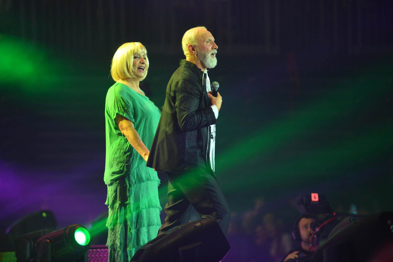 Dino Merlin i Vesna Zmijanac