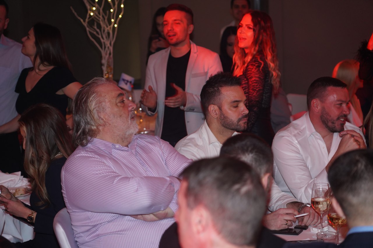 Boba Živojinović i Filip Živojinović u publici