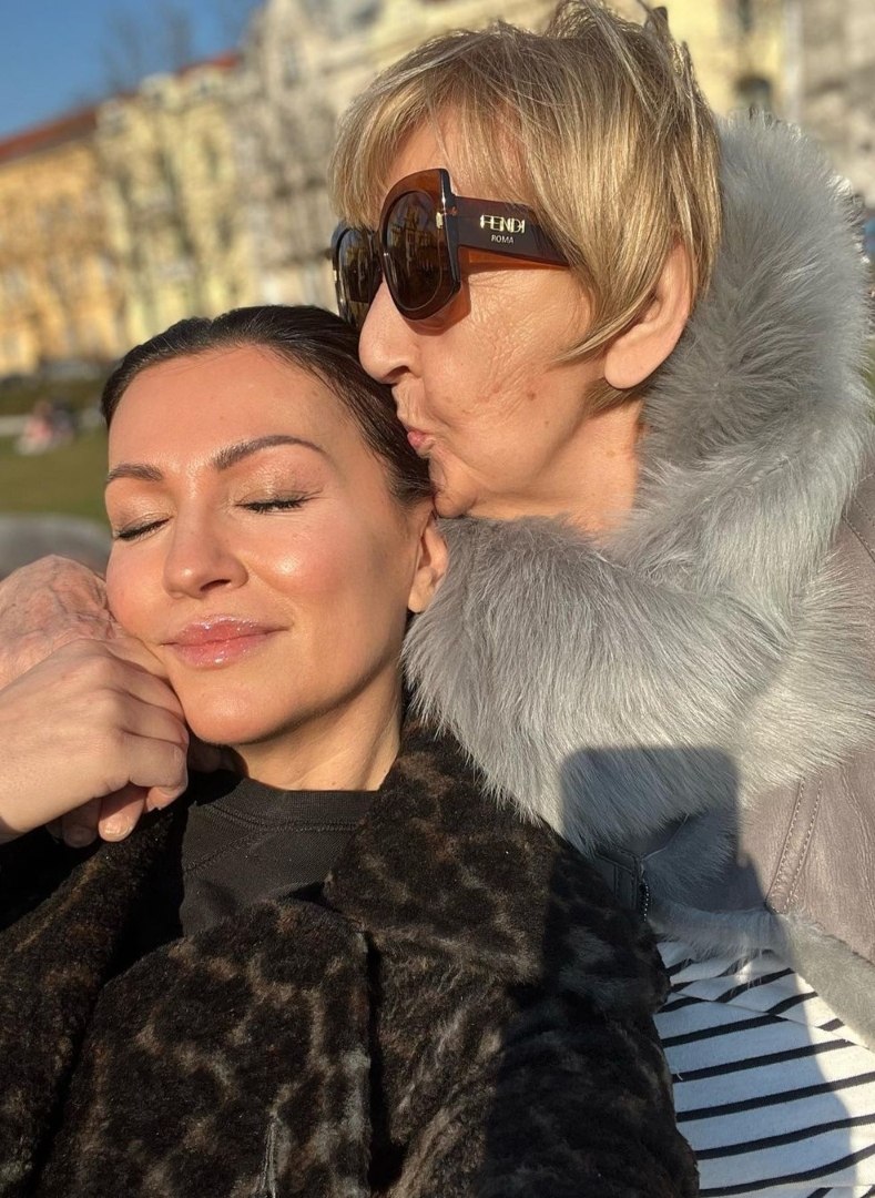 Nina Badrić i Mila Badrić