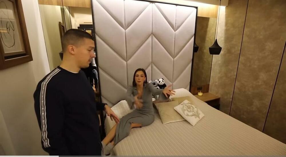 Baka Prase i Anja Bla