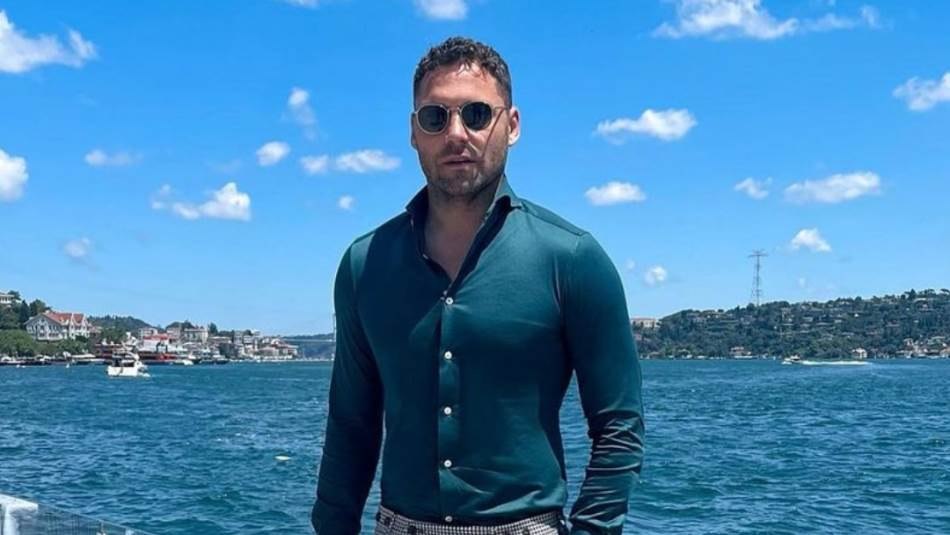 Duško Tošić je nogometaš