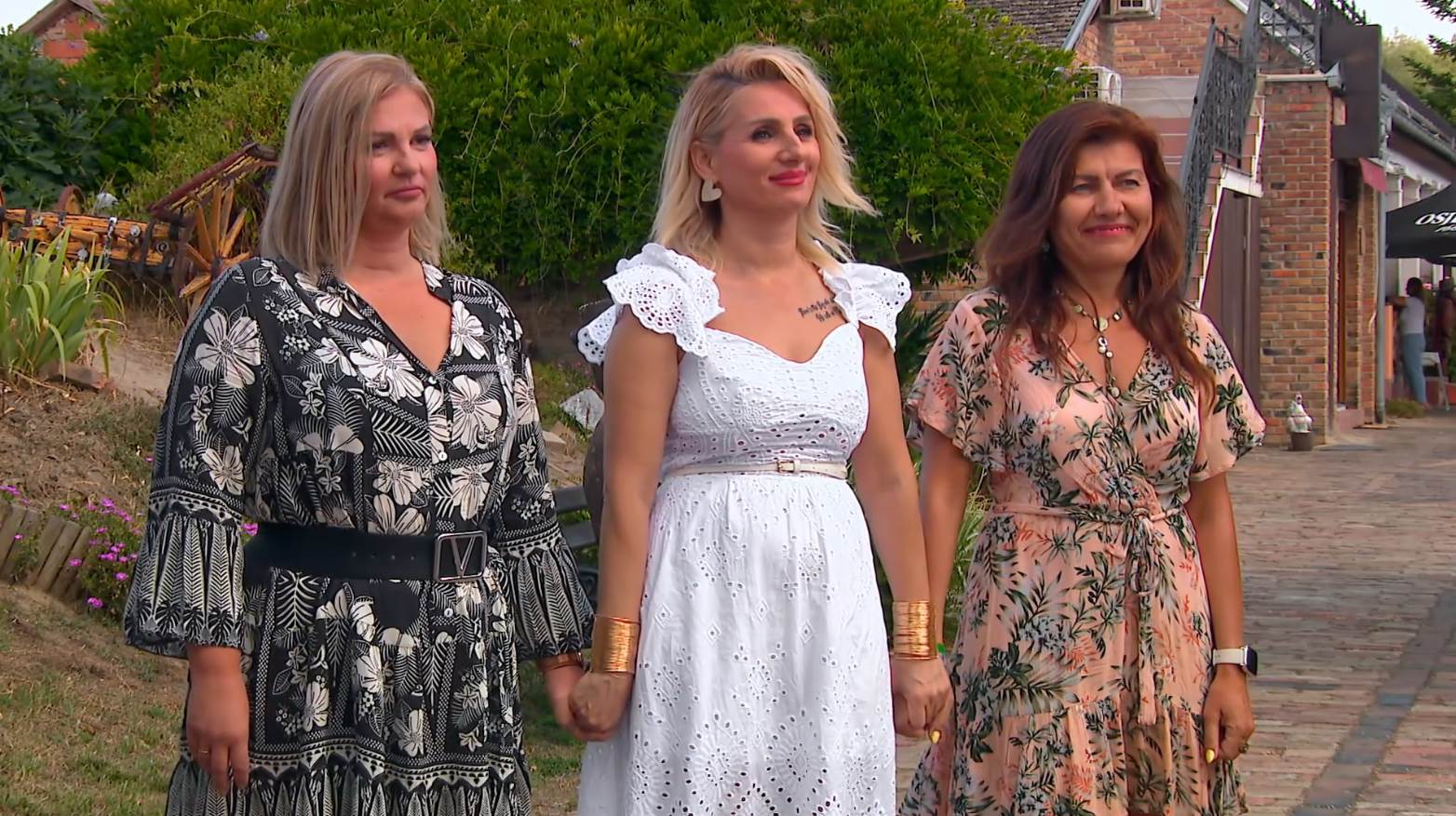 Ksenija, Danka, Maya.jpg