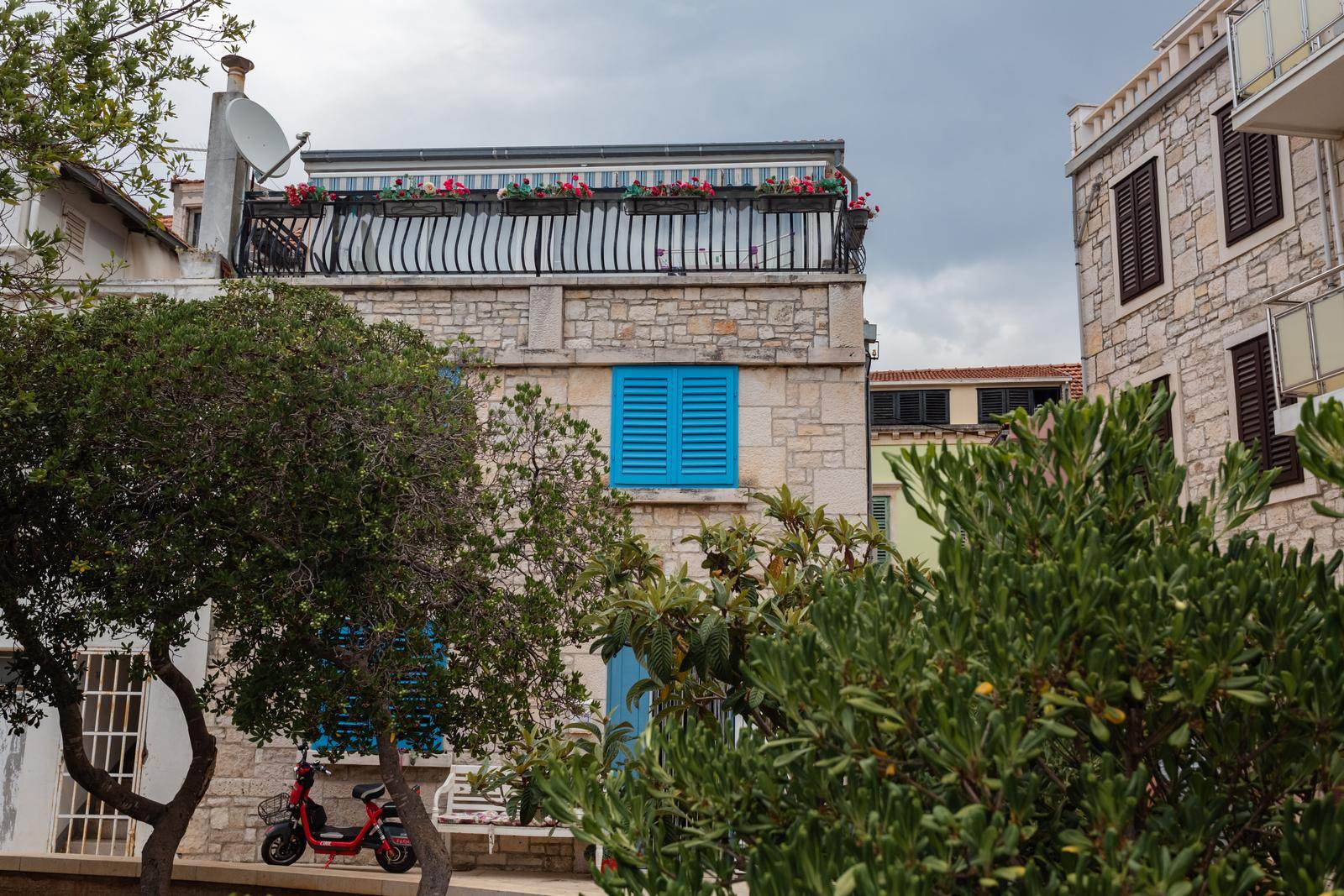 Kuća Olivera Dragojevića u Veloj Luci