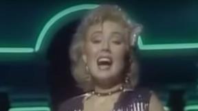 Lepa Brena