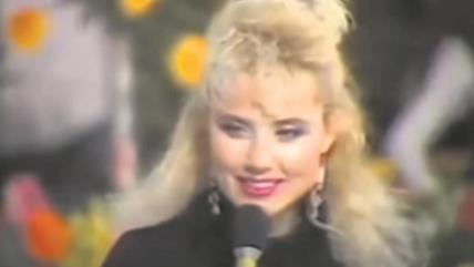 Lepa Brena