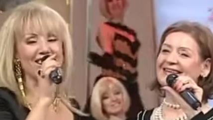 Lepa Brena i Lepa Lukić