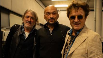 Bijelo dugme (1).jpg