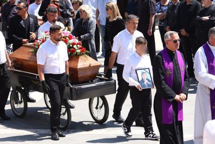 Pogreb Jasmina Stavrosa