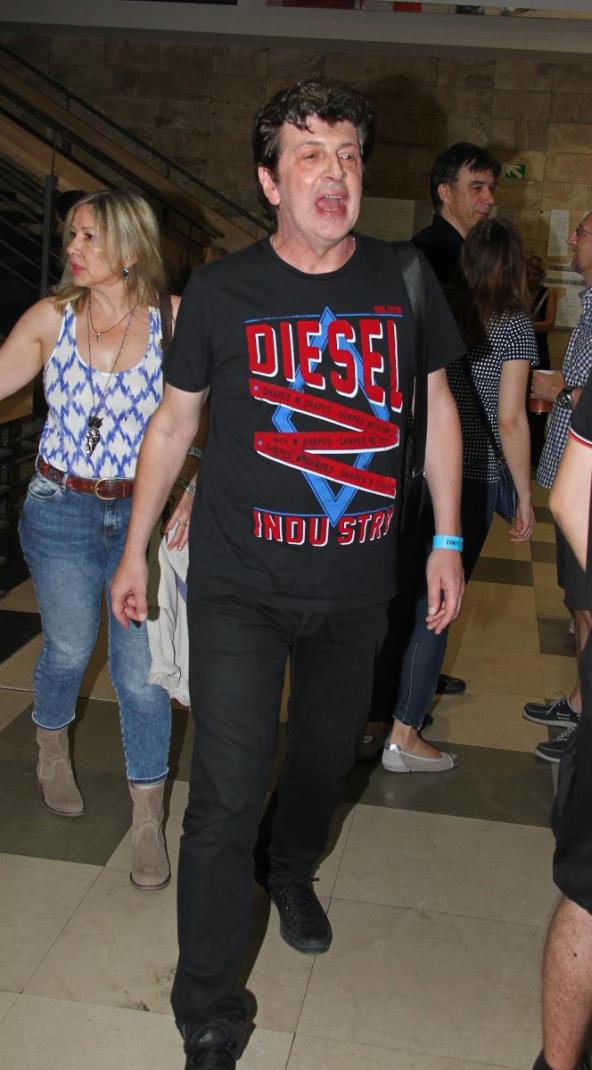 Momčilo Bajagić Bajaga i Emilija Bajagić.jpg