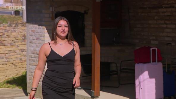 Ljubav je na selu - Valentina.jpg