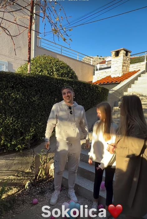 Dario Crnković sa zaručnicom.jpg