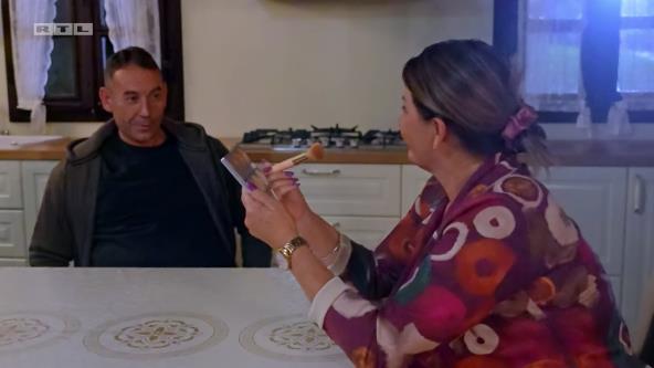 Robert ne zna sto bi.jpg