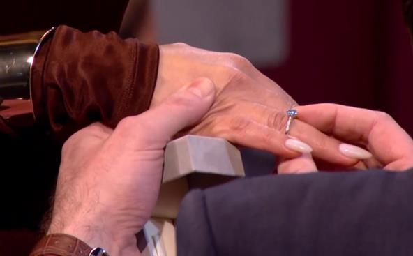 Mina Kostić prsten.jpg